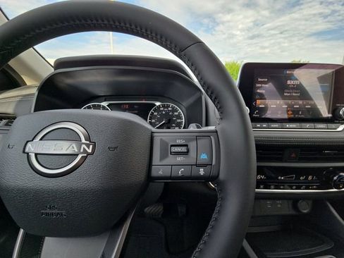 New 2026 Nissan Rogue SV FWD image 12