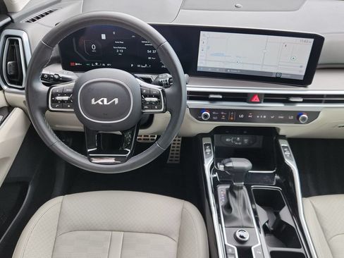 Used 2024 Kia Sorento SX FWD image 27