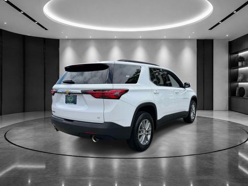 Used 2023 Chevrolet Traverse LT FWD image 5