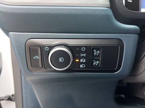 Used 2025 Ford Maverick Lobo image 11