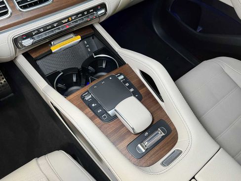New 2025 Mercedes-Benz GLS 580 4MATIC image 33