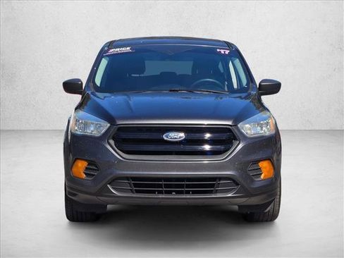 Used 2017 Ford Escape S image 2