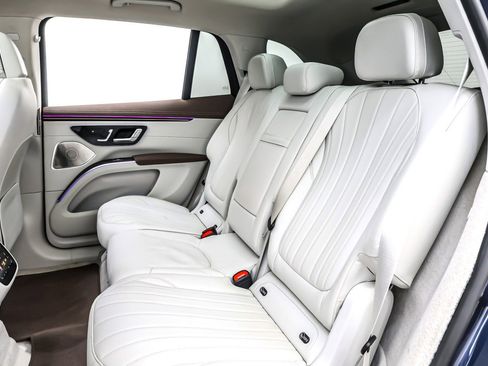 Used 2023 Mercedes-Benz EQS 450+ 4MATIC SUV image 9