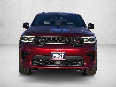 Used 2024 Dodge Durango GT RWD image 2