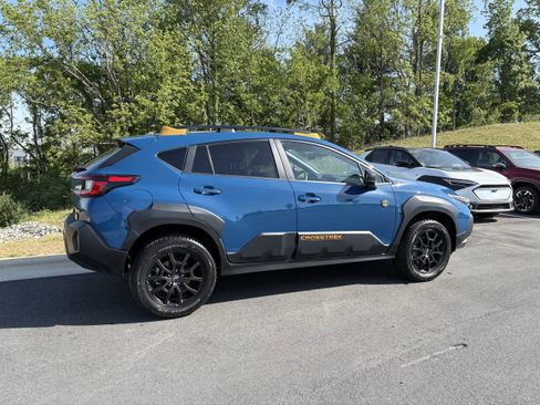 Used 2024 Subaru Crosstrek 2.5i Wilderness w/ Wilderness Package AWD/4WD image 8