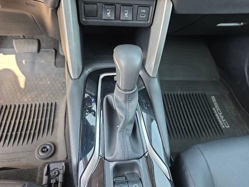 Used 2023 Toyota Corolla Cross XLE FWD image 21