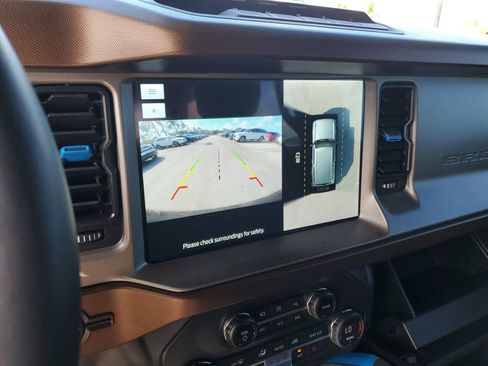 Used 2021 Ford Bronco Outer Banks w/ Sasquatch Package image 28