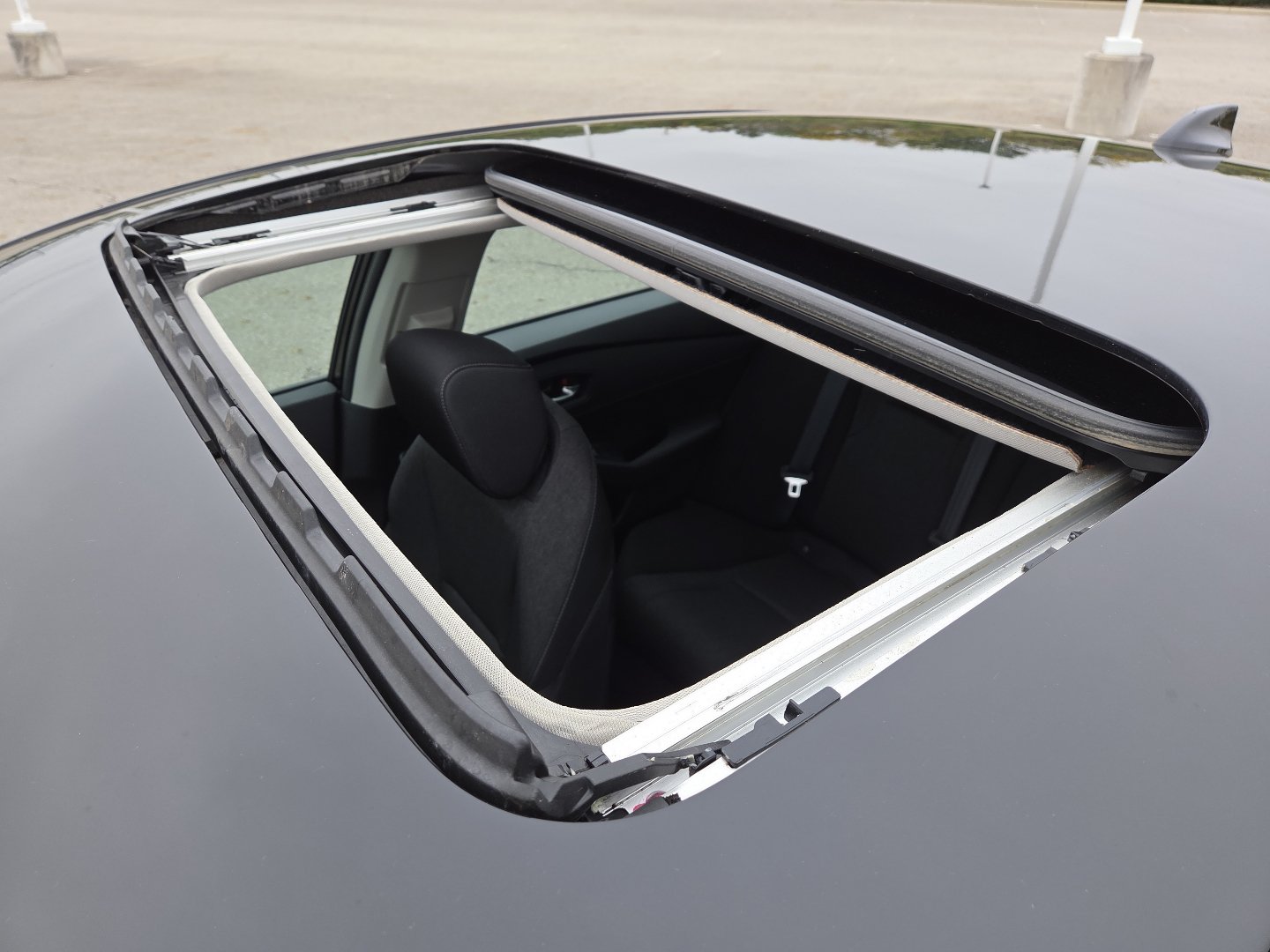 Used 2024 Honda Accord EX image 3