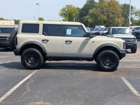 New 2026 Ford Bronco Badlands AWD/4WD image 5