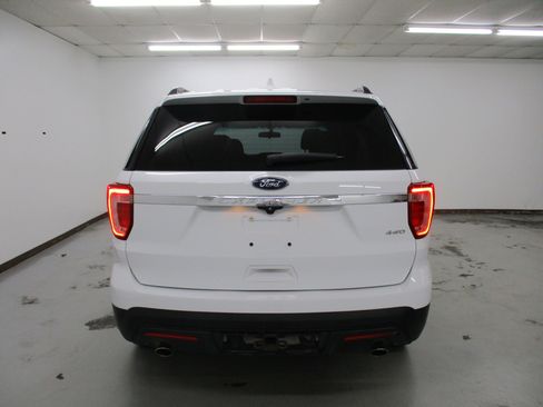 Used 2016 Ford Explorer 4WD image 7