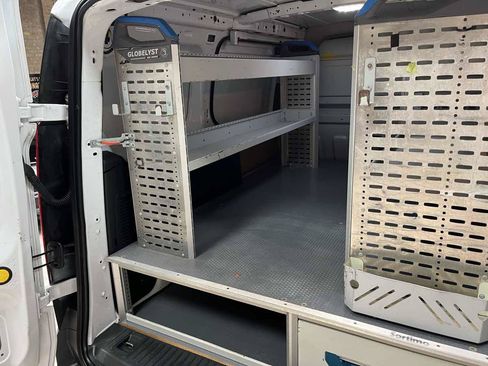 Used 2016 Ford Transit Connect XL FWD image 26