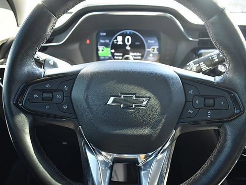 Used 2023 Chevrolet Bolt EUV Premier w/ Sun & Sound Package image 28