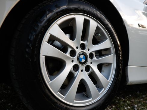 Used 2007 BMW 328i Sedan image 31