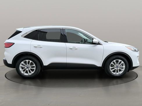 Used 2021 Ford Escape SE FWD image 8