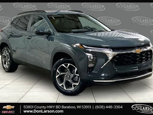 New 2026 Chevrolet Trax LT image 1