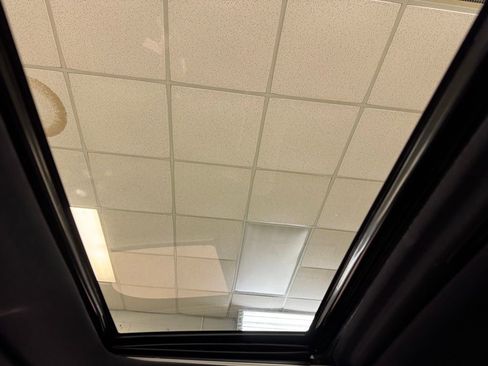 Used 2021 Toyota Tacoma TRD Off-Road w/ TRD Premium Off Road Package image 41