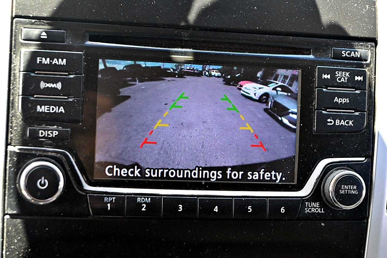 Used 2016 Nissan Frontier SV RWD image 17