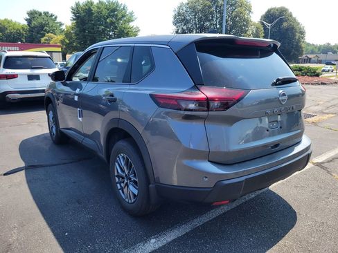 New 2026 Nissan Rogue S image 8