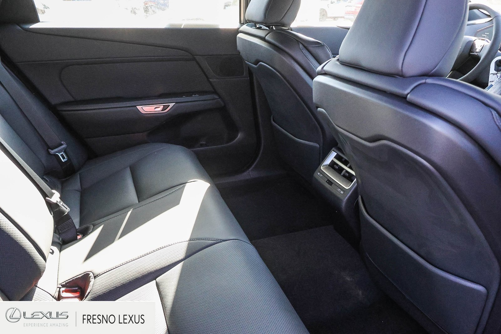 New 2026 Lexus ES 350h AWD image 13