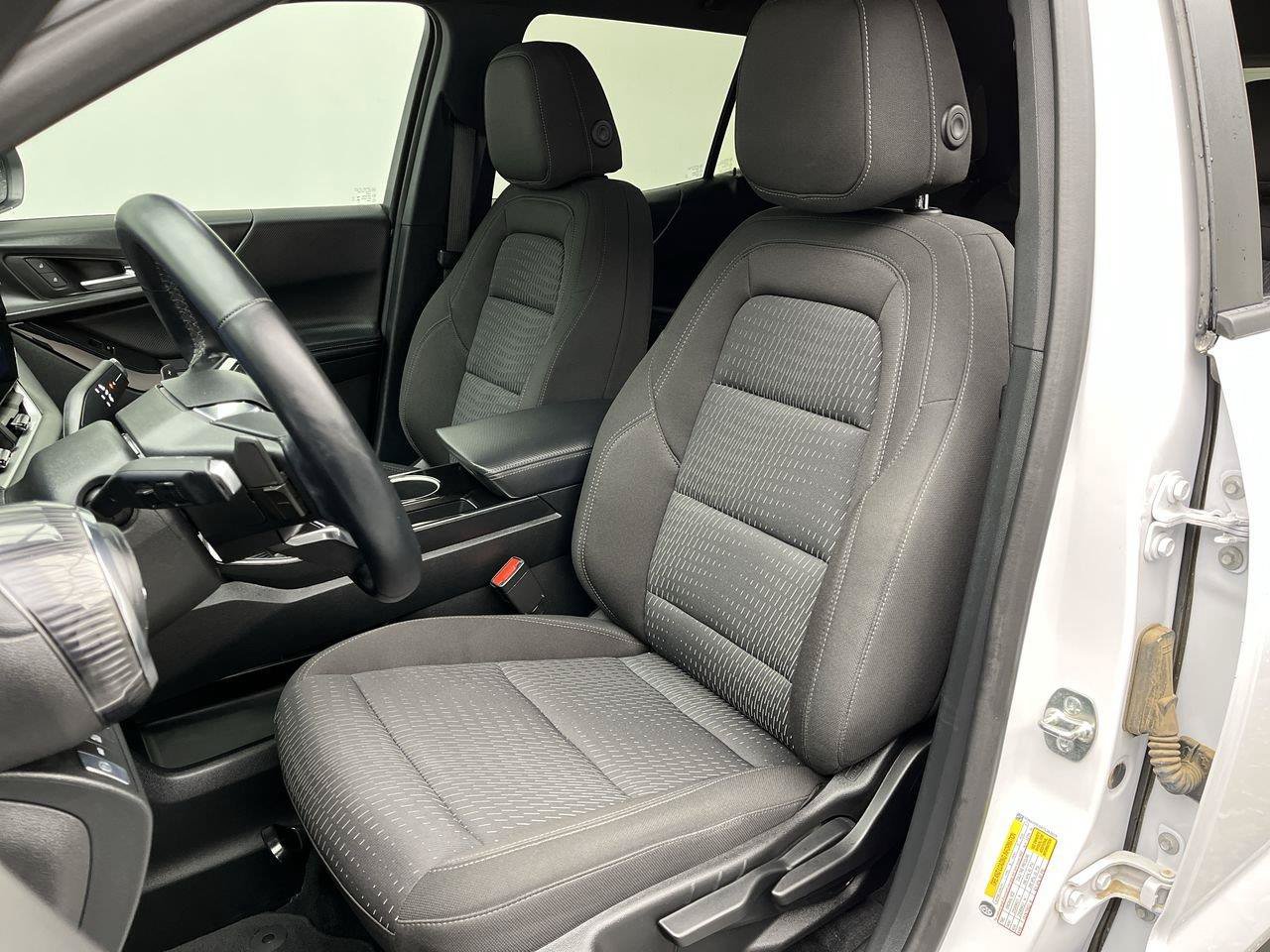 Certified 2026 Chevrolet Equinox LT AWD/4WD image 9