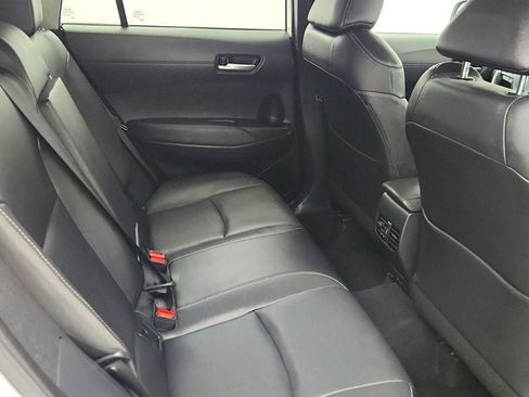 Used 2024 Toyota Corolla Cross XLE w/ Convenience Package AWD/4WD image 23
