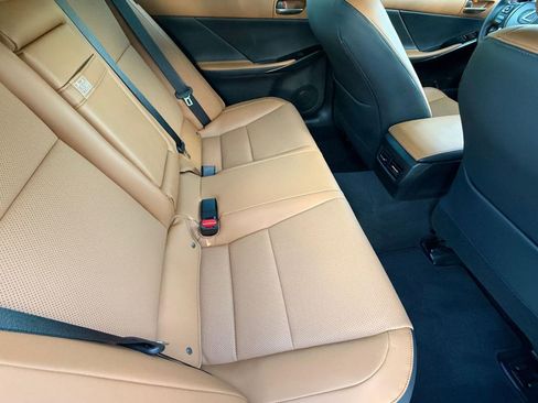 Used 2025 Lexus IS 300 F Sport w/ Accessory Package image 33