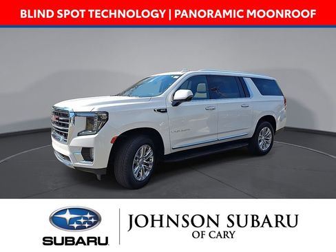 Used 2024 GMC Yukon XL SLT w/ SLT Luxury Package image 4
