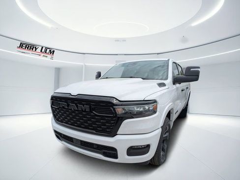 New 2026 RAM 1500 Big Horn AWD/4WD image 5
