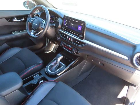 Used 2023 Kia Forte GT FWD image 12