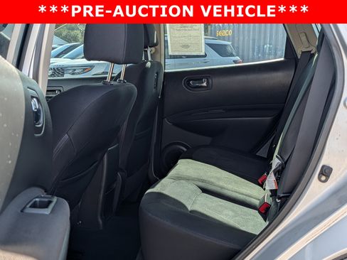 Used 2015 Nissan Rogue S w/ Convenience Package image 14