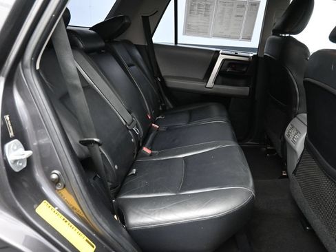 Used 2011 Toyota 4Runner SR5 w/ Premium Pkg w/Leather AWD/4WD image 23