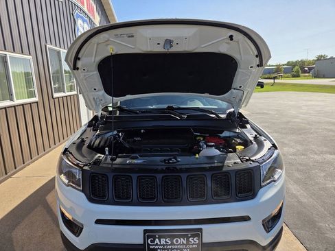 Used 2020 Jeep Compass Latitude AWD/4WD image 35