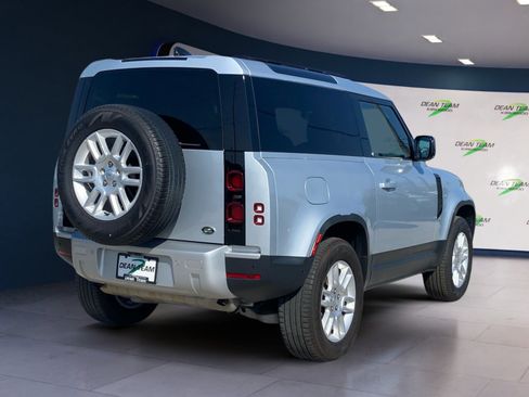 Used 2022 Land Rover Defender 90 S AWD/4WD image 7