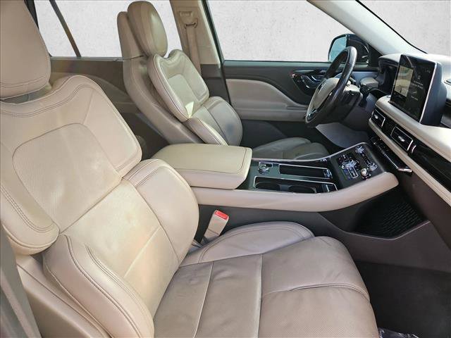 Used 2020 Lincoln Aviator Reserve w/ Equipment Group 202A AWD/4WD image 29