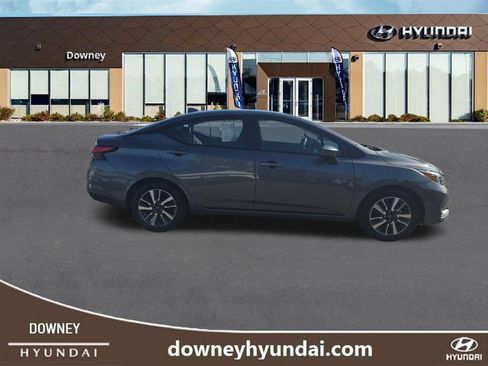 Used 2025 Nissan Versa SV FWD image 6