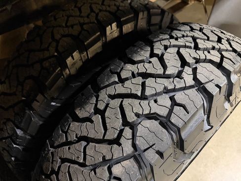 Used 2006 GMC Sierra 3500 SLE w/ Heavy-Duty Power Package image 26