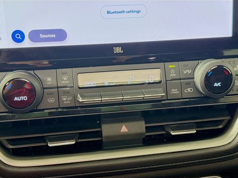 Certified 2024 Toyota Grand Highlander AWD image 14
