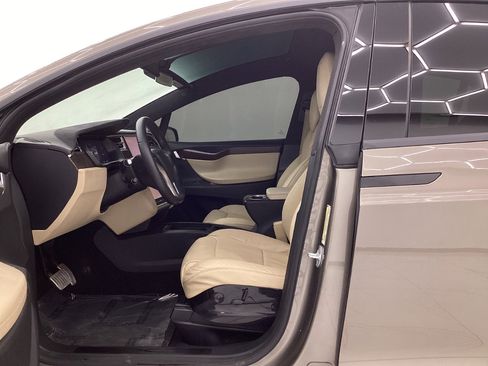 Used 2016 Tesla Model X 75D image 20