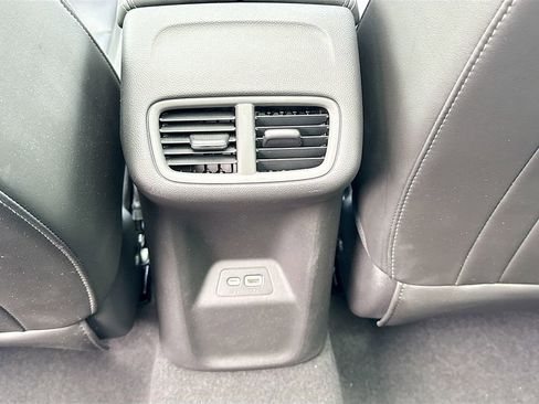 Used 2021 Buick Envision Essence AWD/4WD image 25