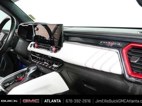 Certified 2024 GMC Canyon AT4X w/ AT4X AEV Edition AWD/4WD image 16