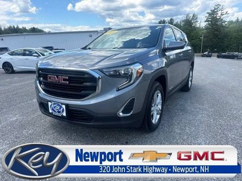 Used 2020 GMC Terrain SLE AWD/4WD image 1