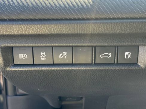 Used 2025 Toyota Camry SE FWD image 30