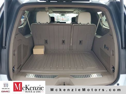 New 2026 GMC Yukon XL Denali w/ Denali Reserve Package AWD/4WD image 31
