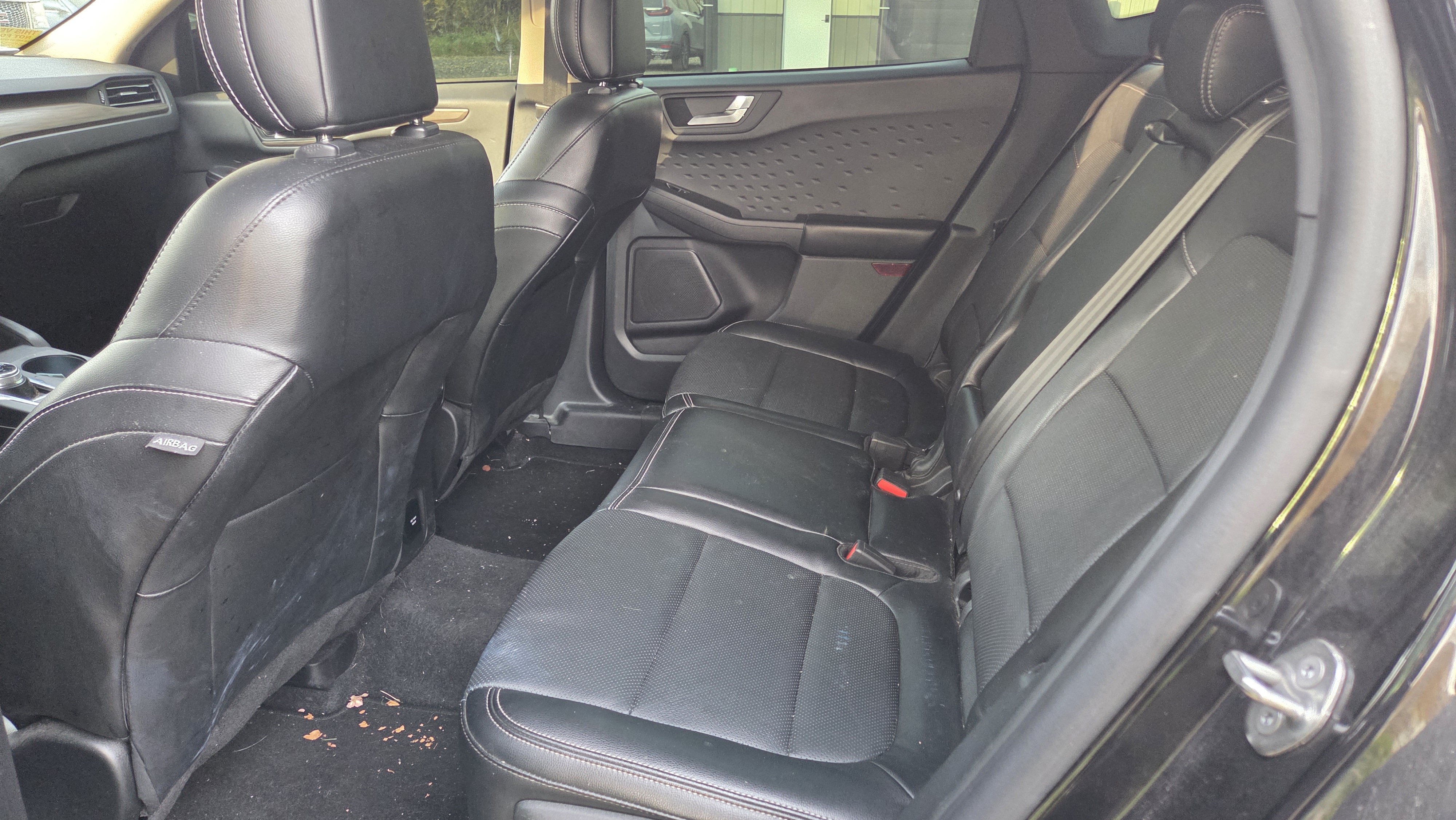 Used 2020 Ford Escape Titanium AWD/4WD image 13