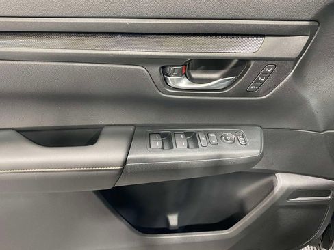 Used 2025 Honda CR-V Sport-L image 17