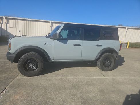 Used 2023 Ford Bronco Big Bend image 4