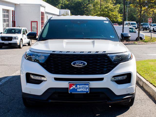 Certified 2022 Ford Explorer ST w/ Equipment Group 401A AWD/4WD image 2