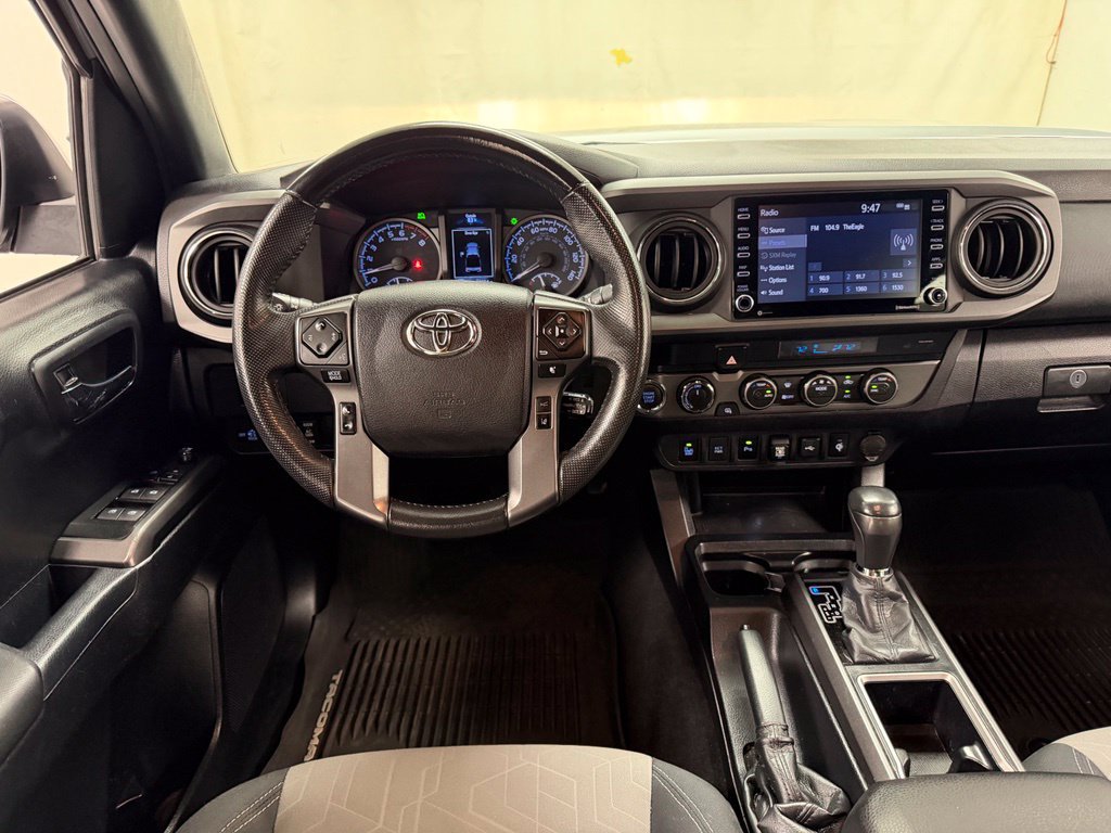 Used 2021 Toyota Tacoma TRD Off-Road w/ Technology Package AWD/4WD image 26