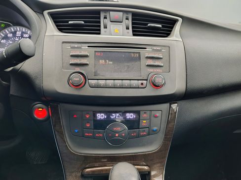 Used 2014 Nissan Sentra SL image 3