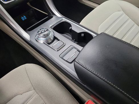 Used 2020 Ford Fusion SE w/ Fleet SE Value Package image 26